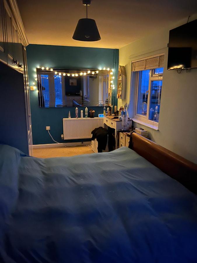 Apartment Beautiful 2 Bedroom Getaway *