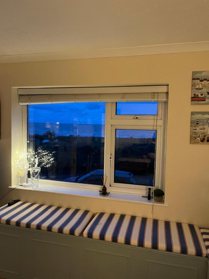 Beautiful 2 Bedroom Getaway Apartment