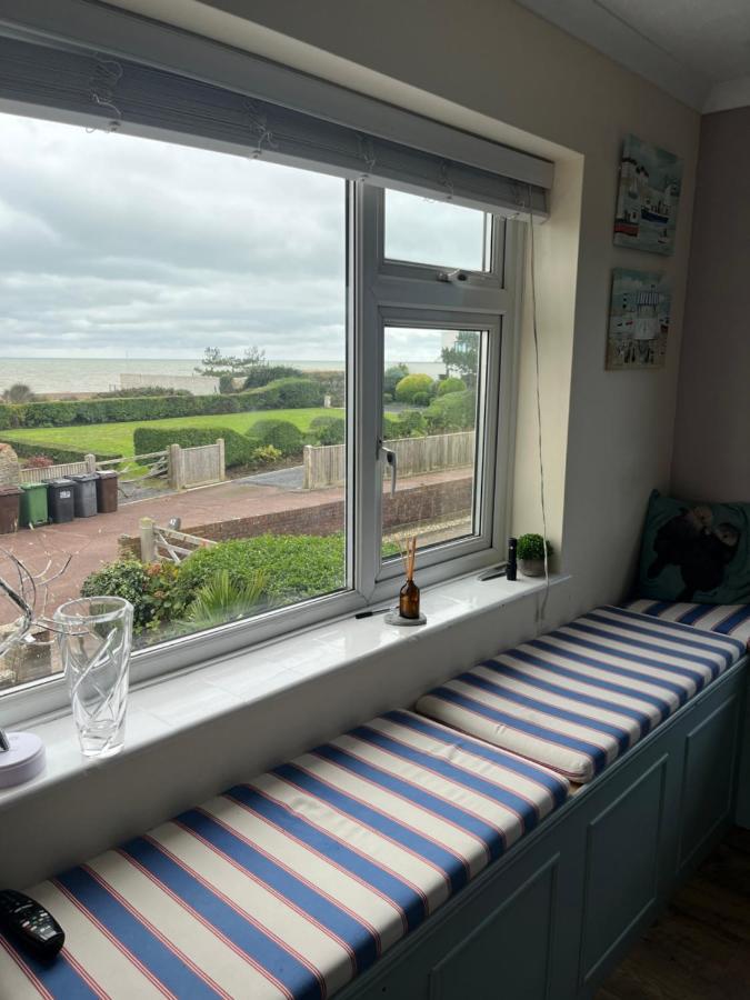 Apartment Beautiful 2 Bedroom Getaway