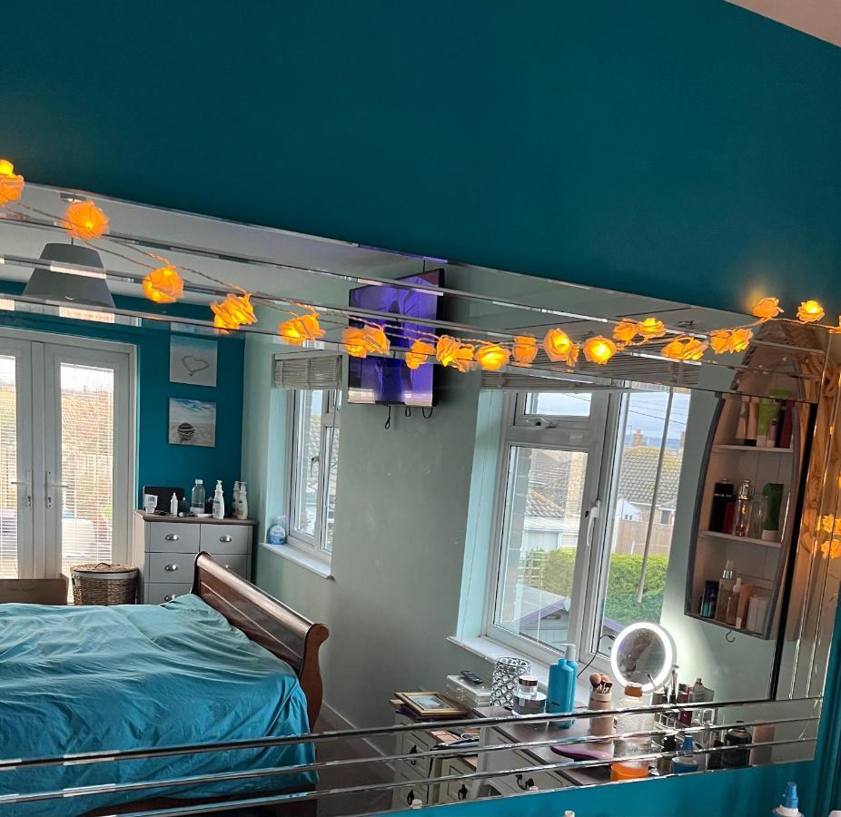 Beautiful 2 Bedroom Getaway